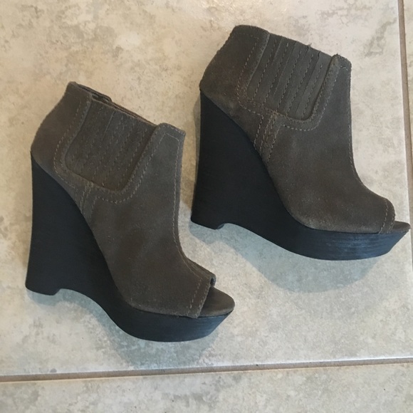 2 inch wedge booties